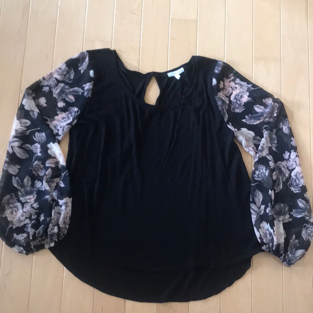 Maurices Black and Floral Blouse Size Large